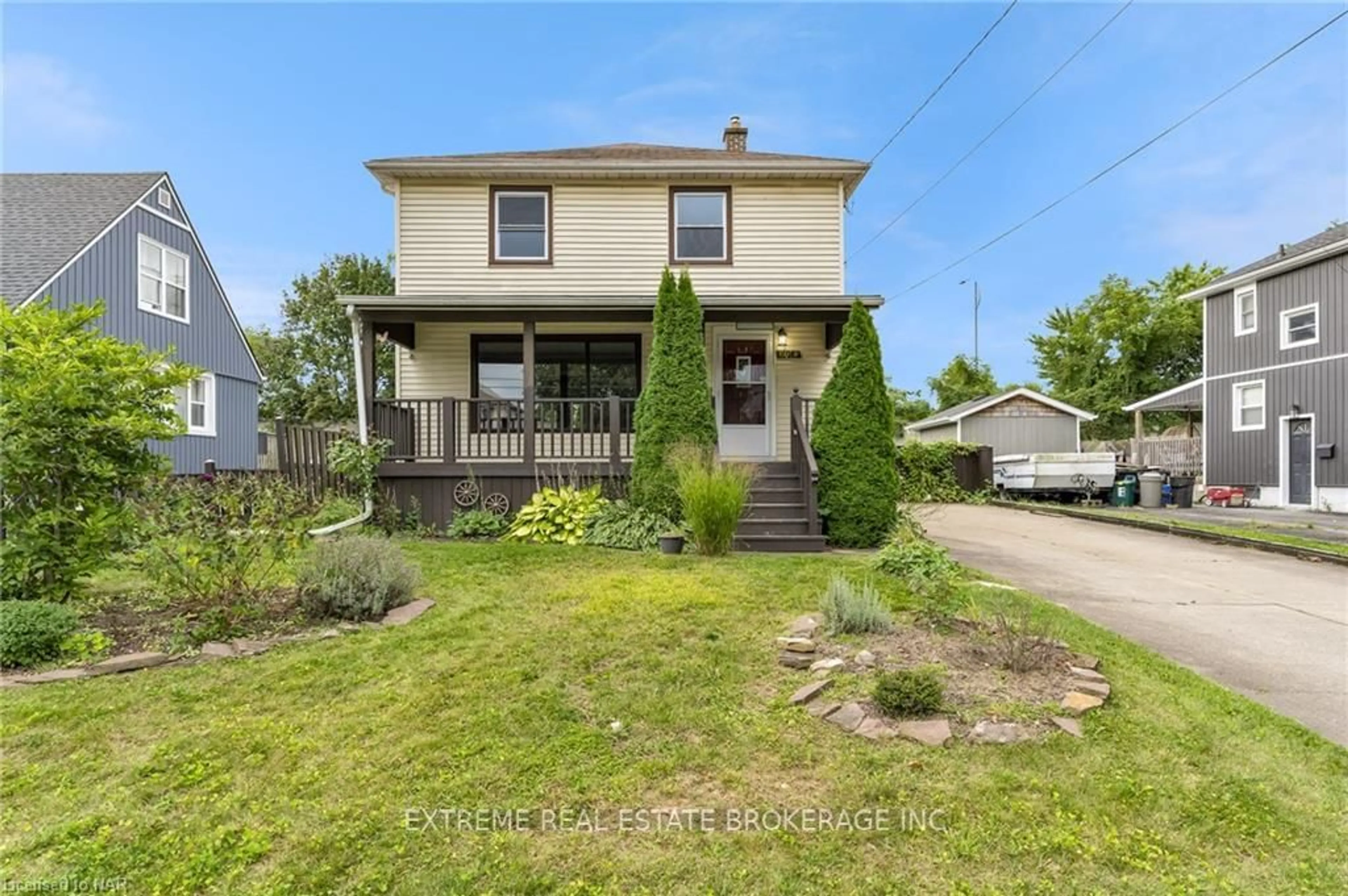 Frontside or backside of a home, cottage for 6058 BIAMONTE Pkwy, Niagara Falls Ontario L2E 1Y6