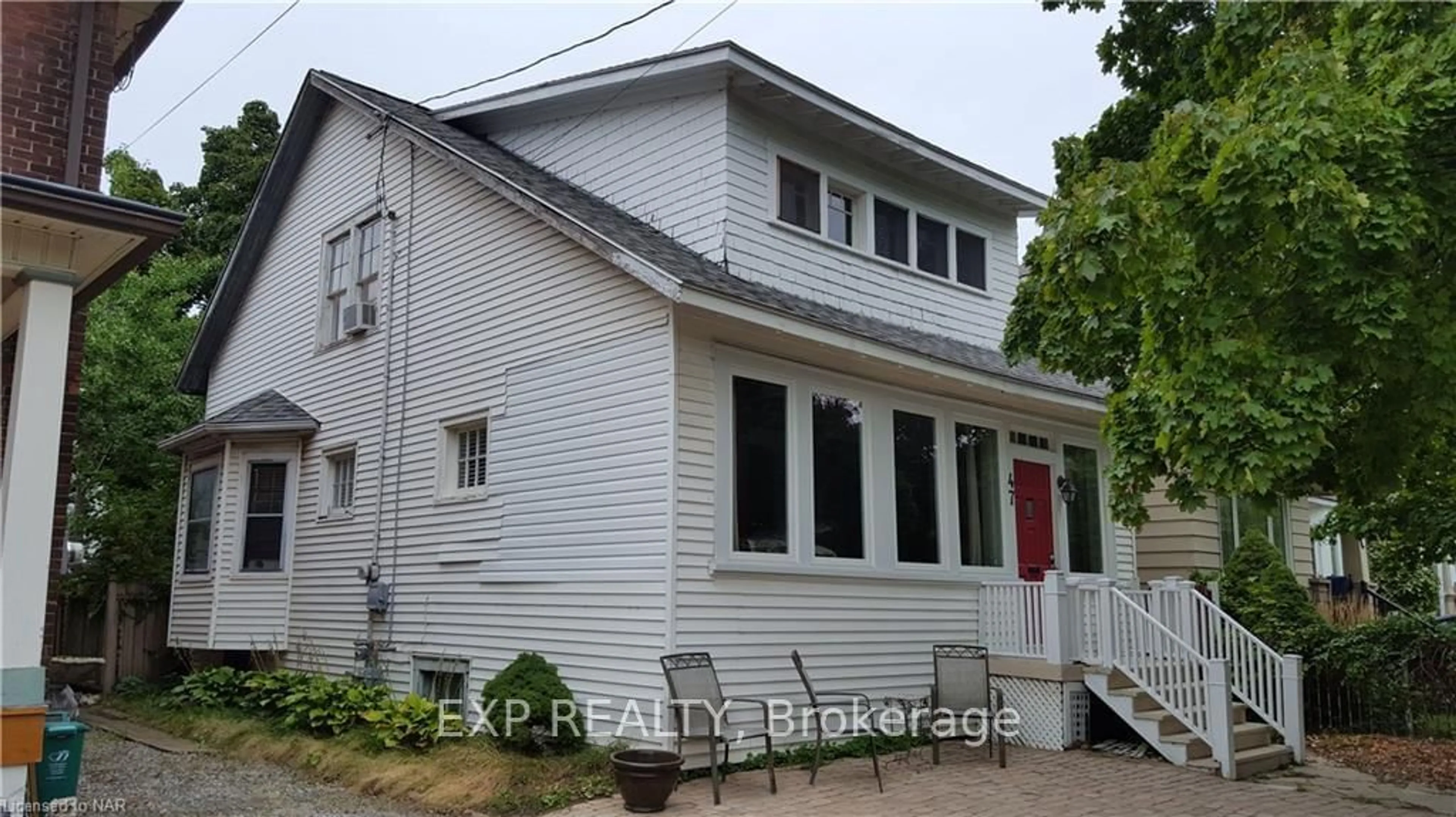 Frontside or backside of a home, cottage for 47 ALBERT St, St. Catharines Ontario L2R 2G8