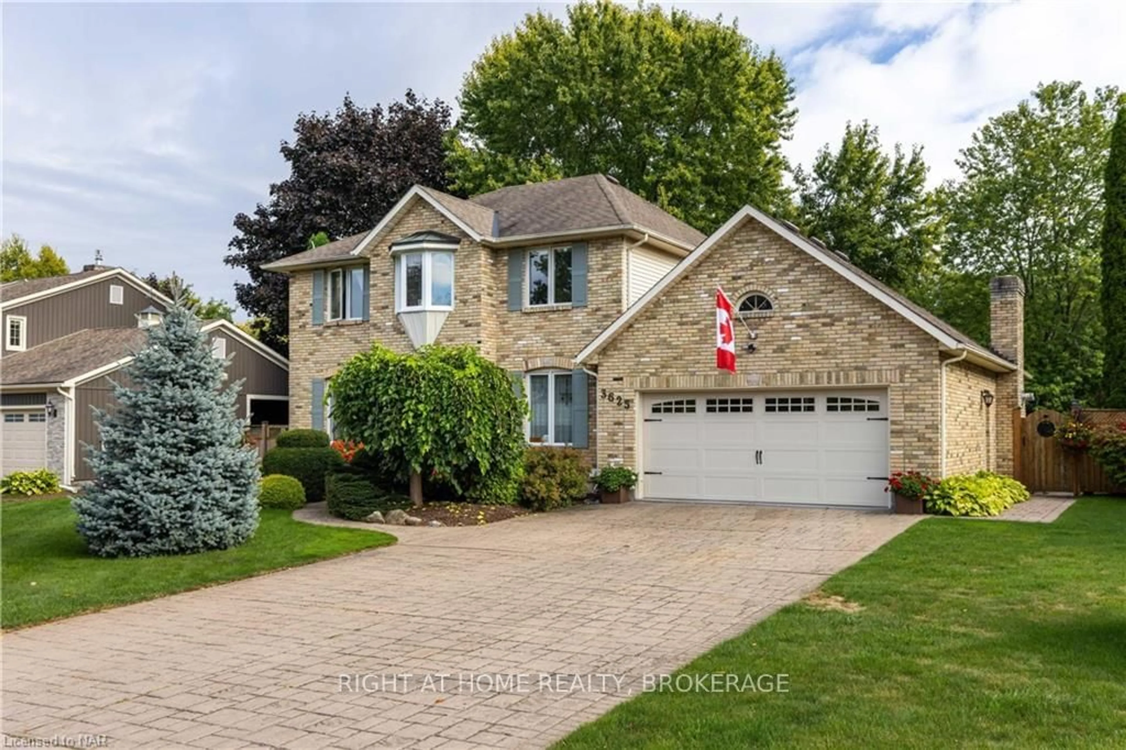 Frontside or backside of a home, the street view for 3625 GLEN ELGIN Dr, Lincoln Ontario L0R 1S0