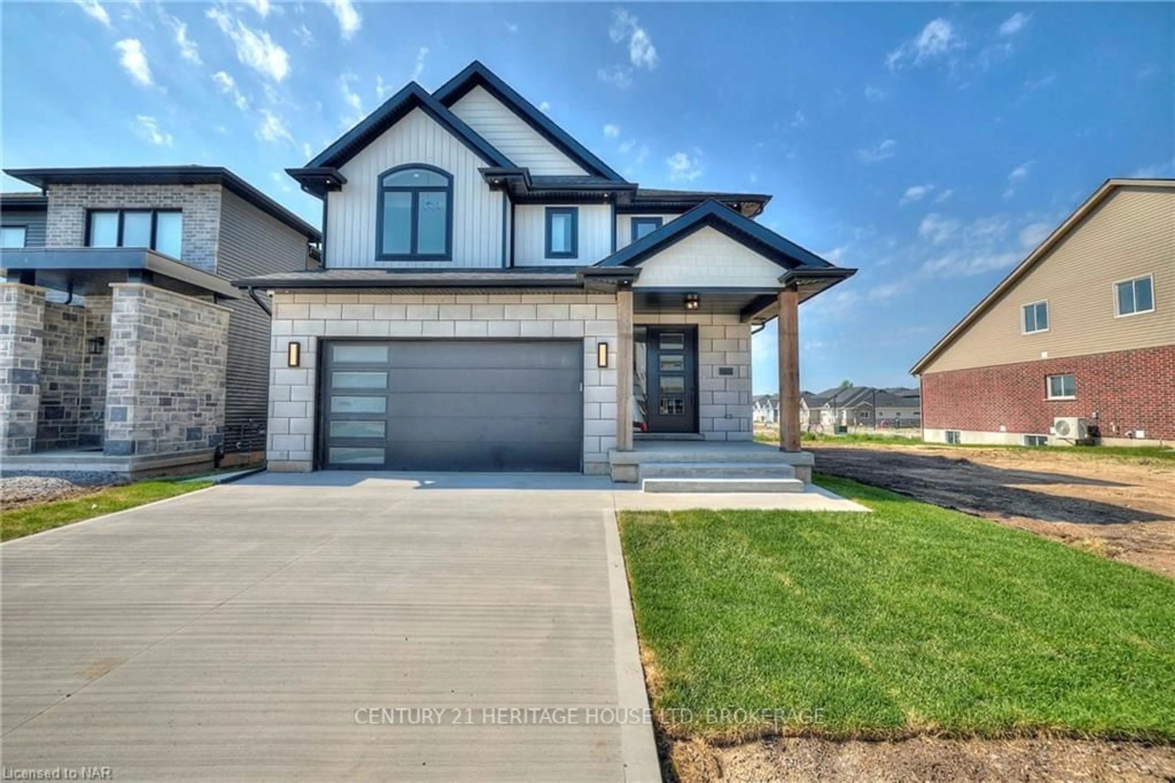 Frontside or backside of a home, the street view for 25 ALICIA Cres, Thorold Ontario L2V 0M1