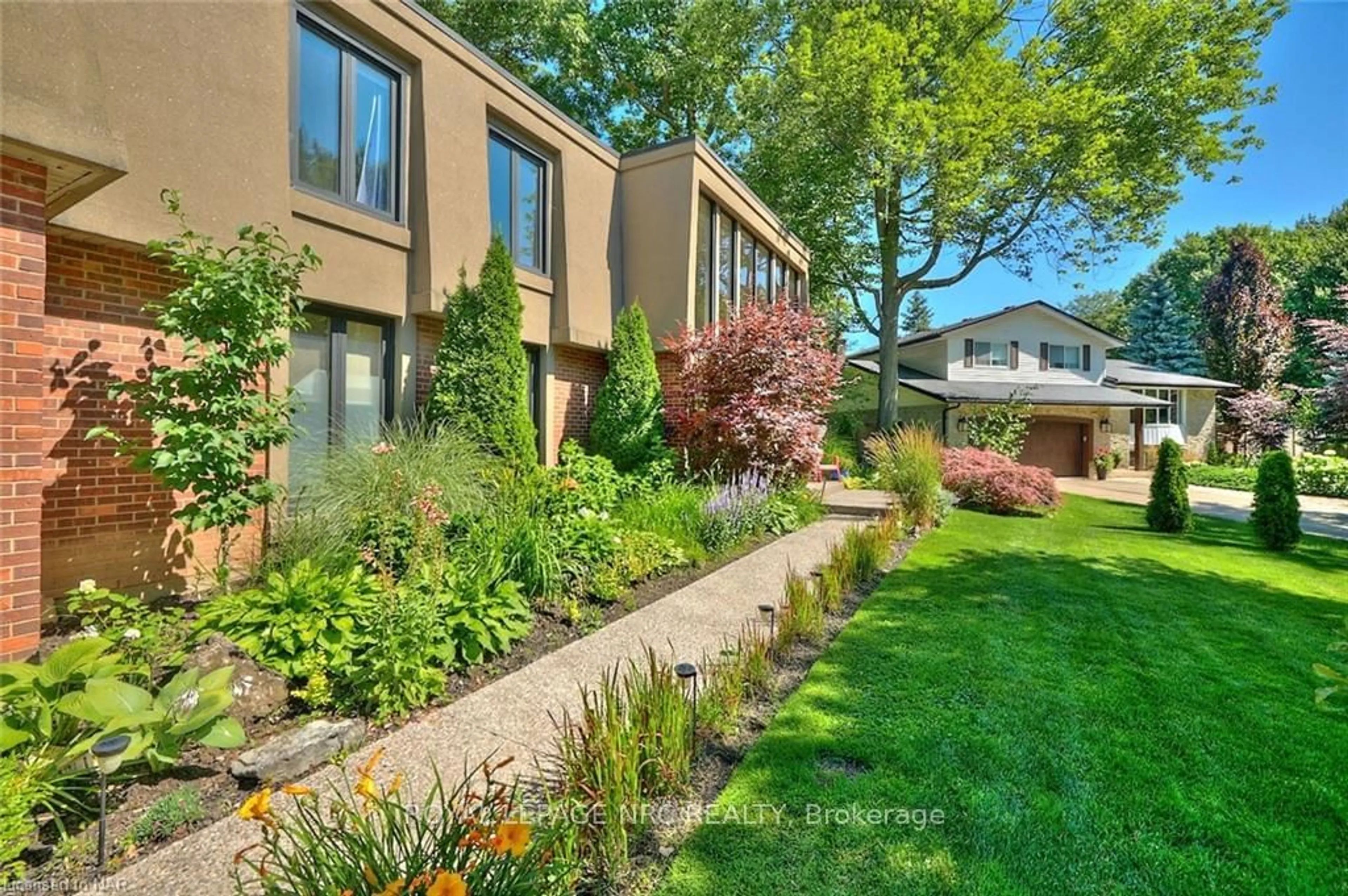 A pic from exterior of the house or condo, the fenced backyard for 2459 NOELLA Cres, Niagara Falls Ontario L2J 3H7