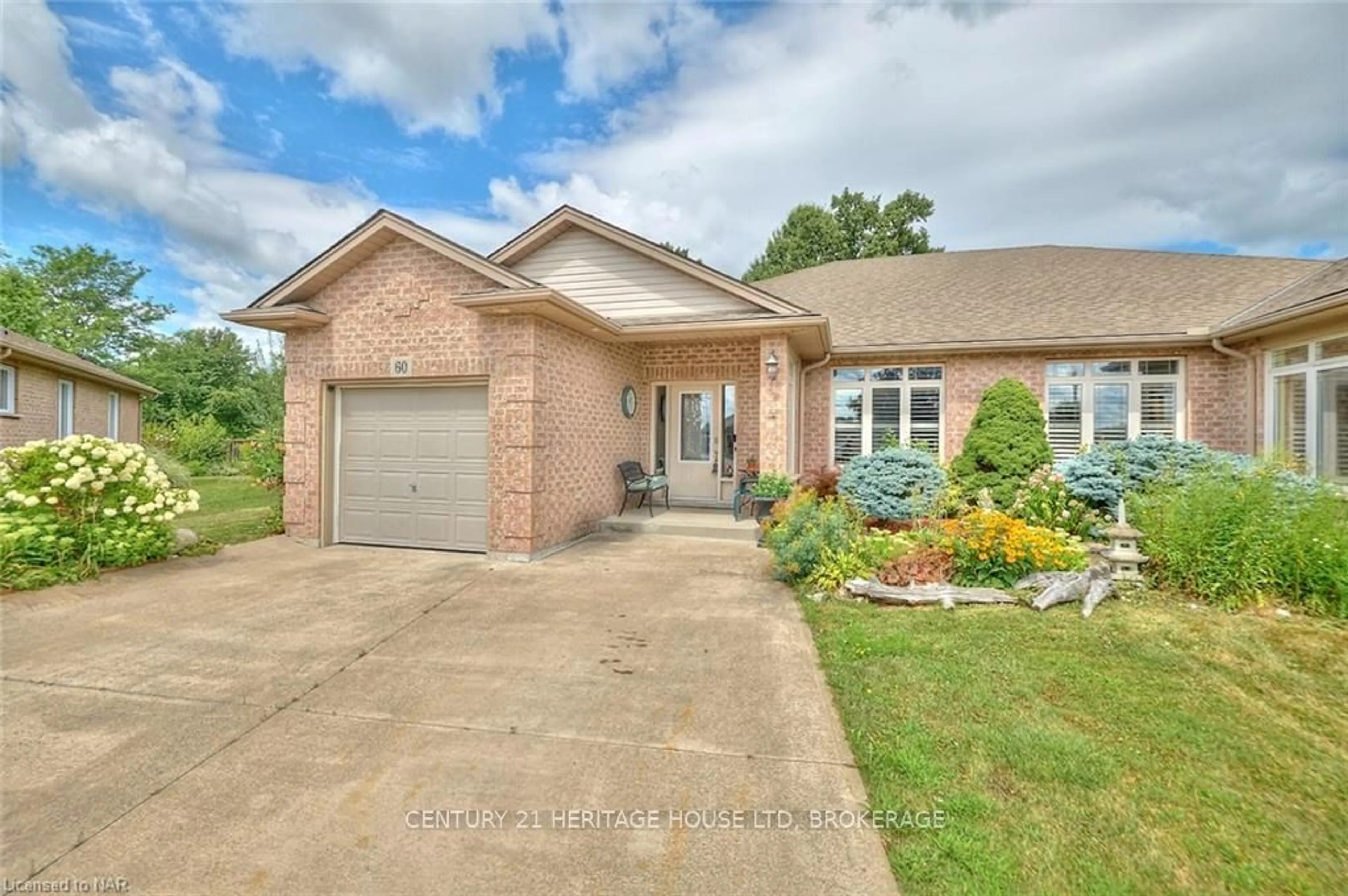 Home with brick exterior material for 60 BRIDGEWATER Crt, Welland Ontario L3C 7M6