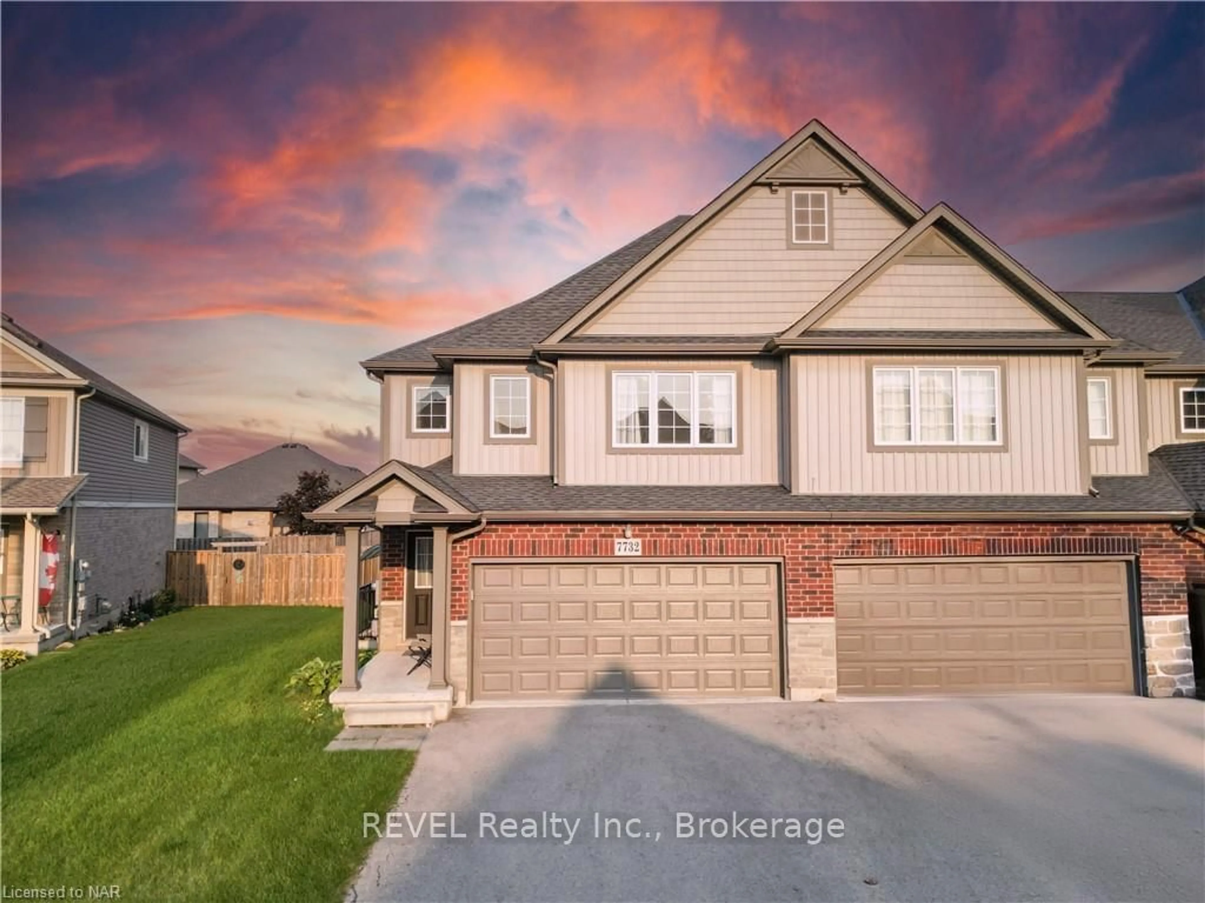 Frontside or backside of a home, the fenced backyard for 7732 SHAW St, Niagara Falls Ontario L2G 0H2