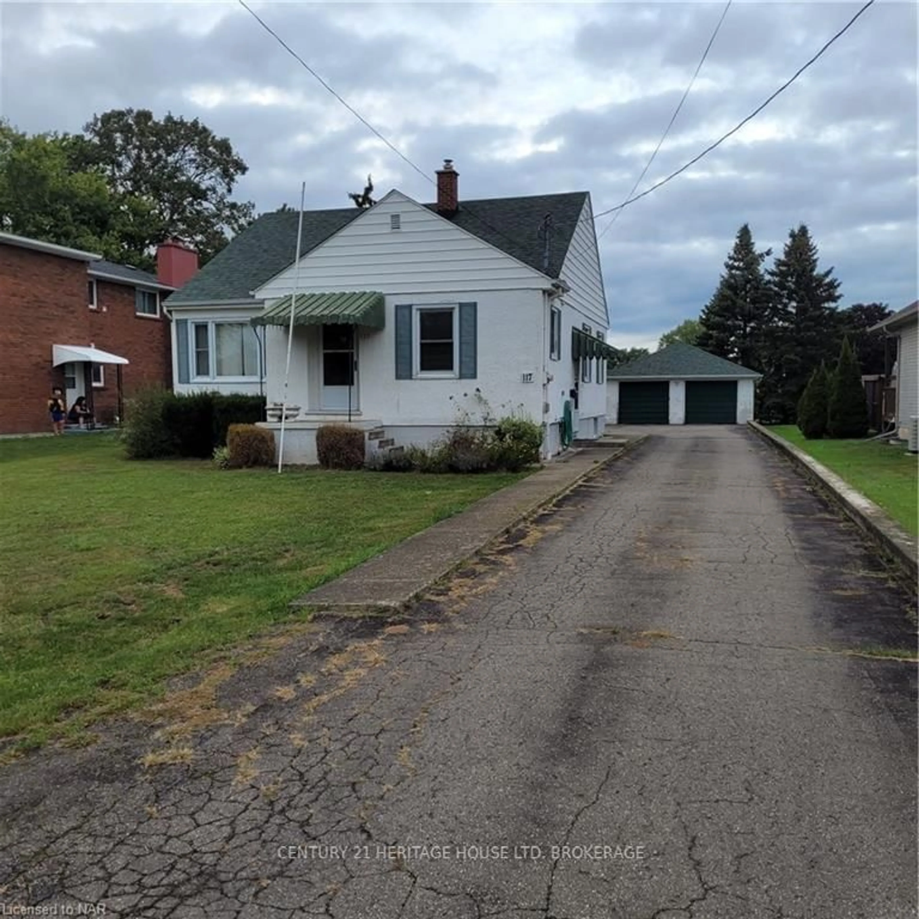 Frontside or backside of a home, cottage for 117 MERRITT Pkwy, Port Colborne Ontario L3K 1H2