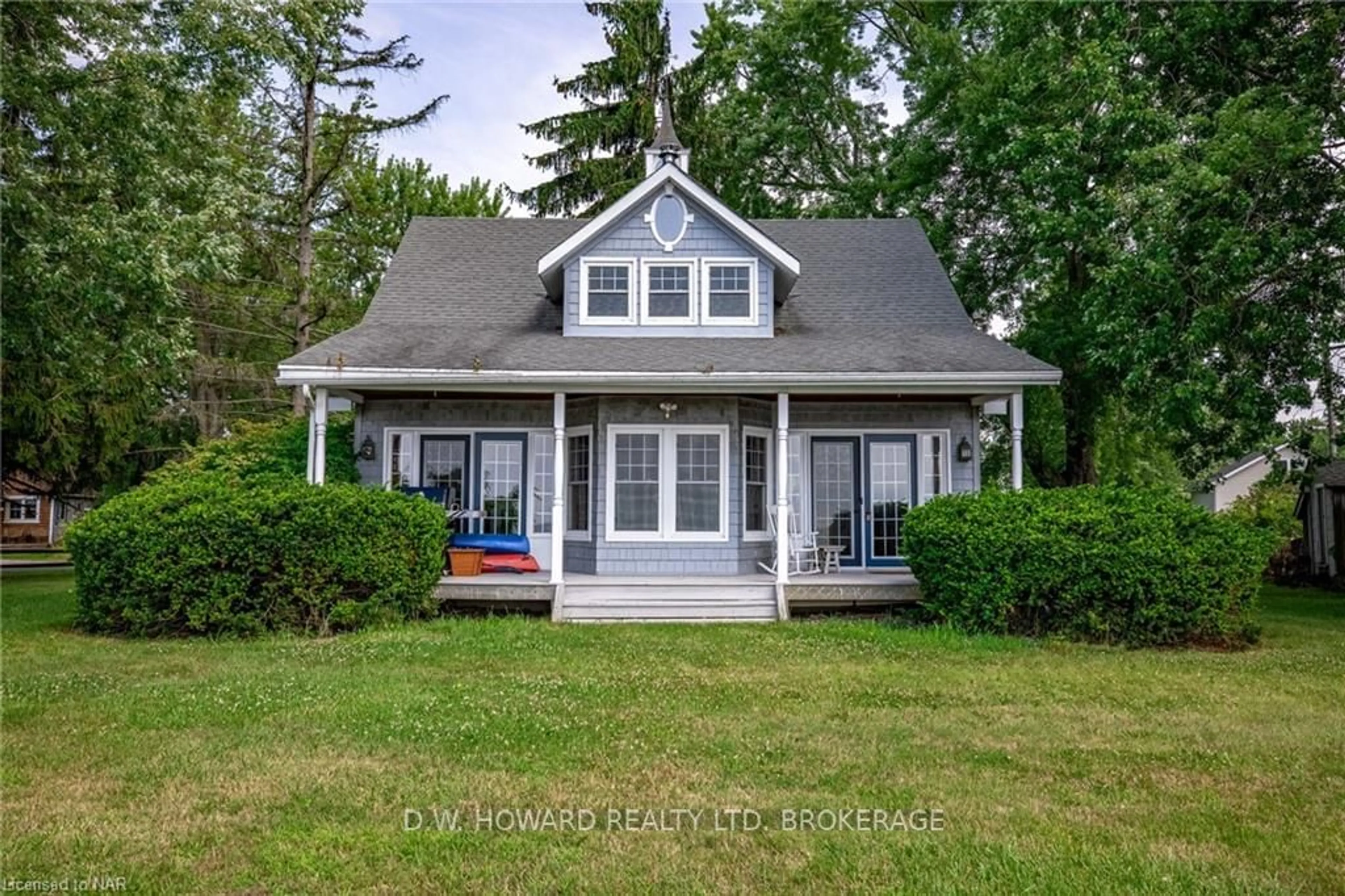 Frontside or backside of a home, cottage for 11137 CHURCHILL Ave, Wainfleet Ontario L3K 5V4