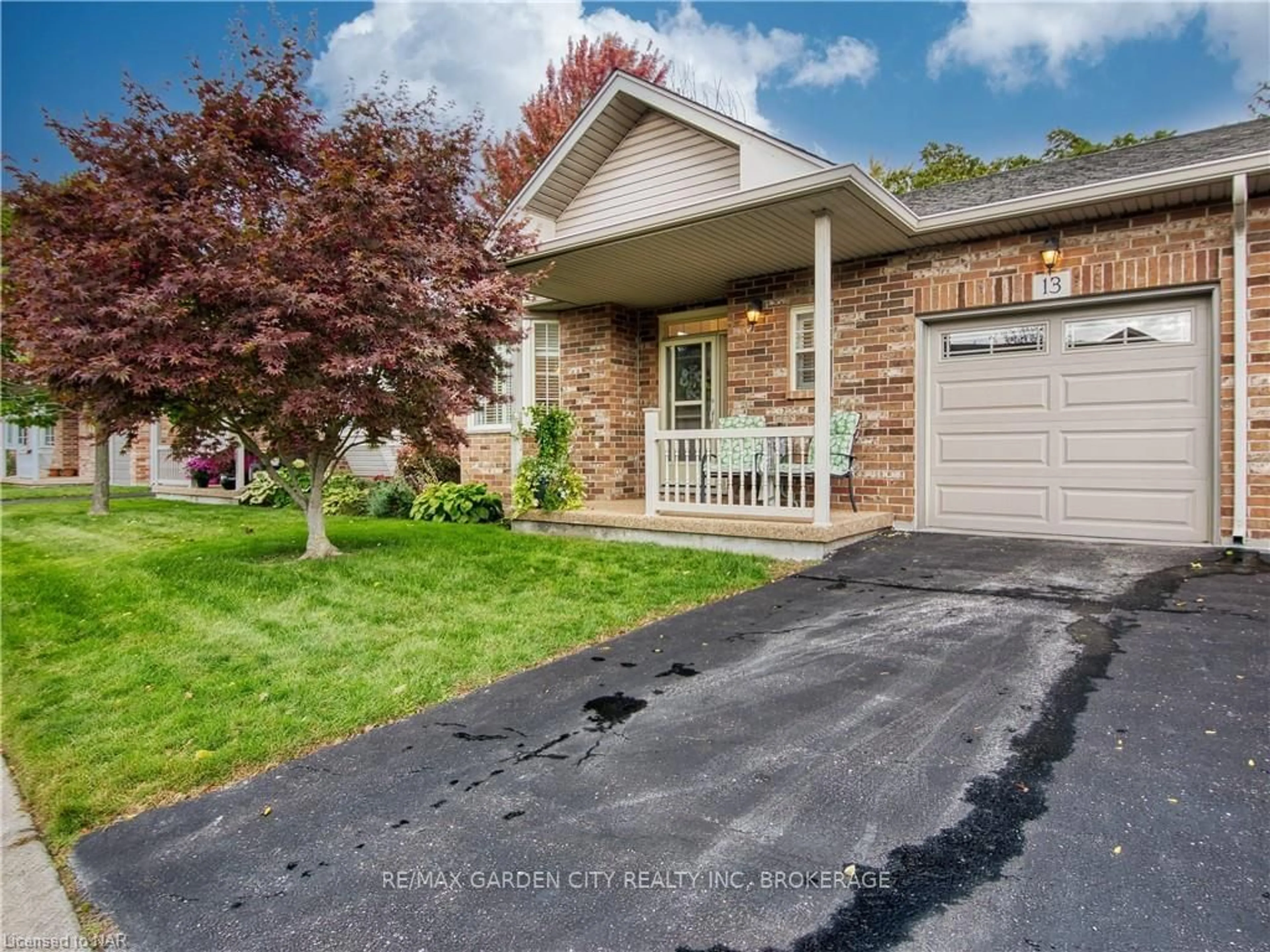 Frontside or backside of a home, cottage for 99 LINWELL Rd #13, St. Catharines Ontario L2N 1R6