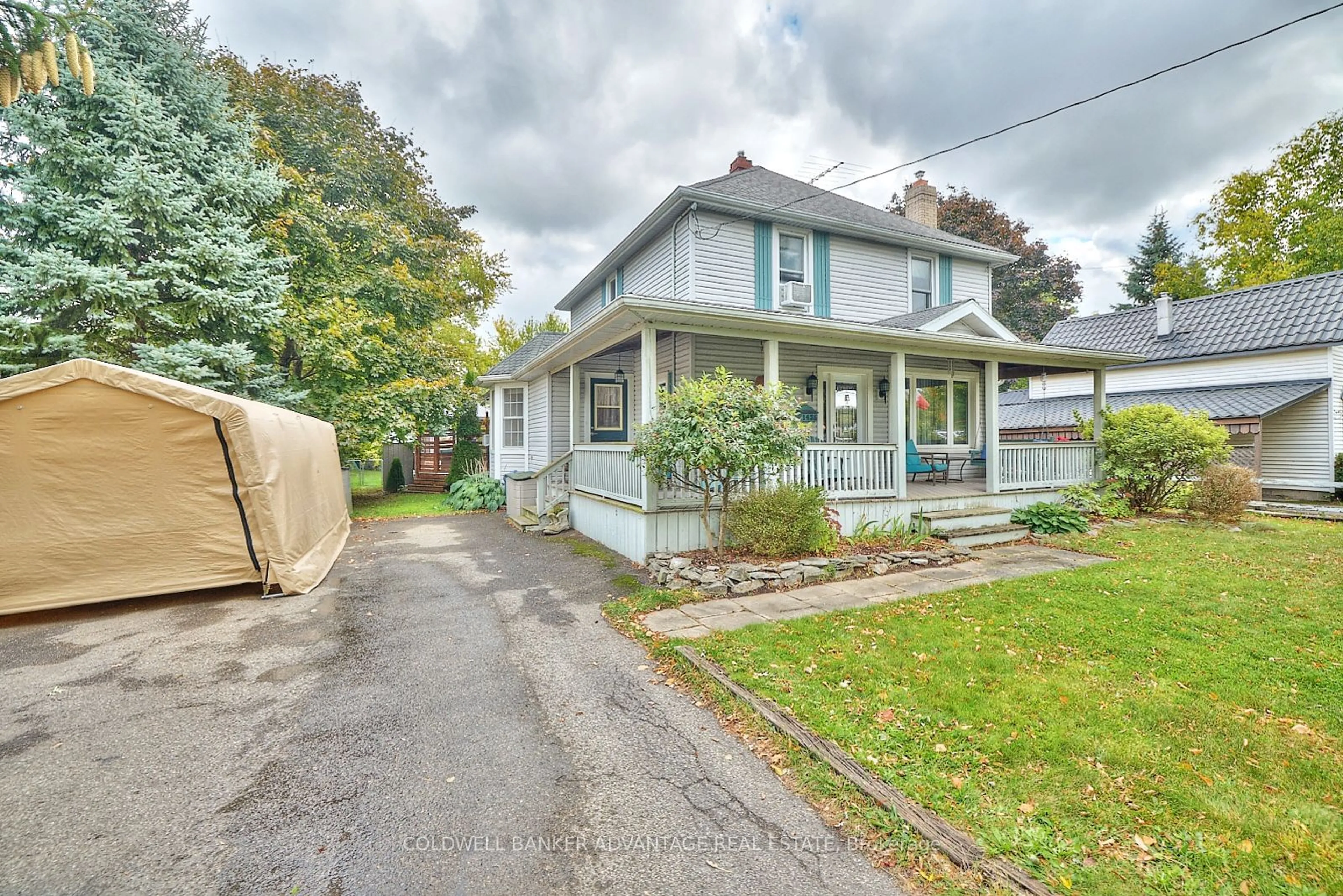 Frontside or backside of a home, cottage for 1435 Station St, Pelham Ontario L0S 1E0