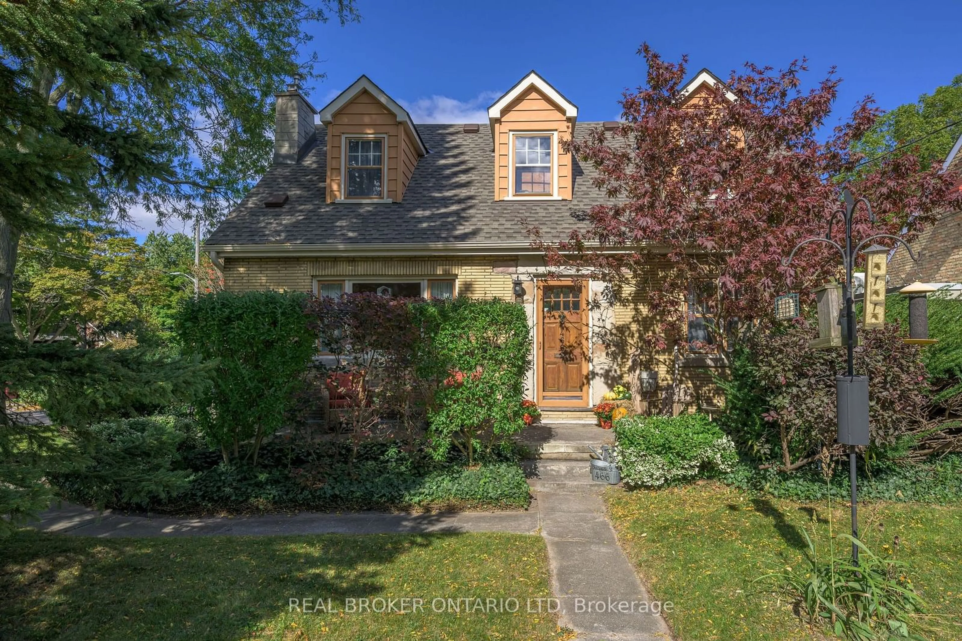 Frontside or backside of a home, cottage for 466 Cheapside St, London Ontario N5Y 3X3