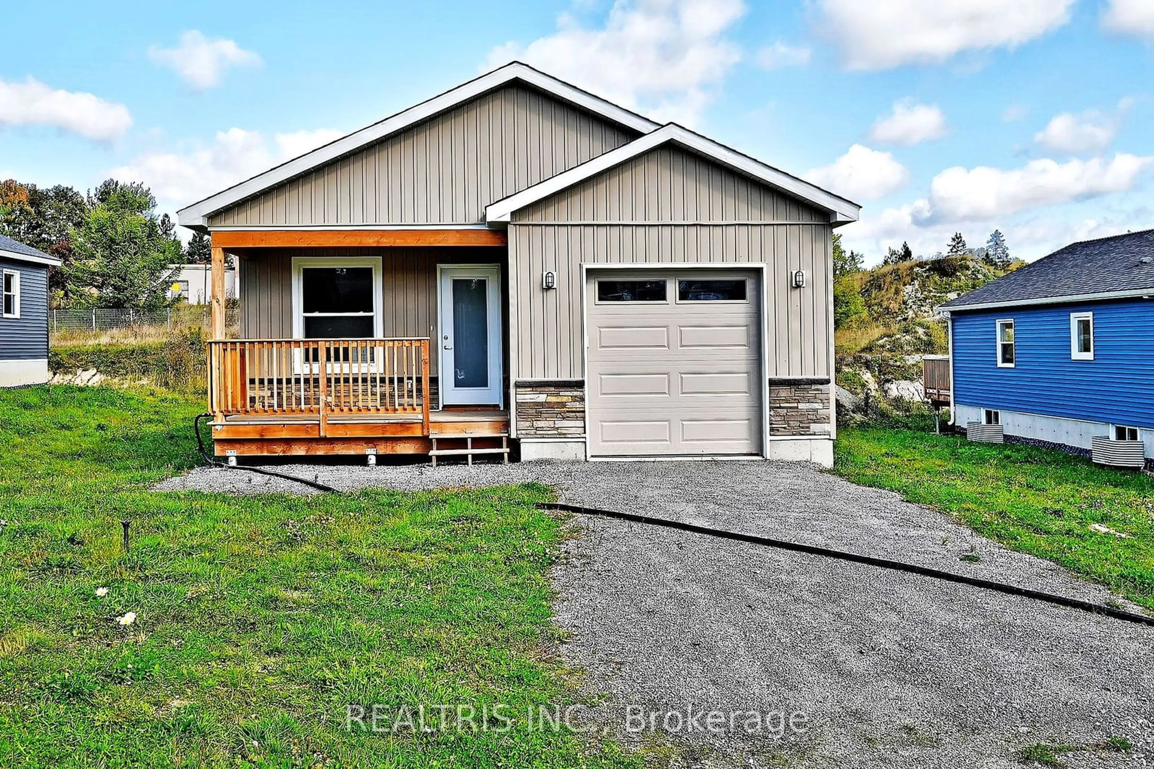 Frontside or backside of a home, cottage for 148 Patricia St, Sudbury Remote Area Ontario P3Y 1A1