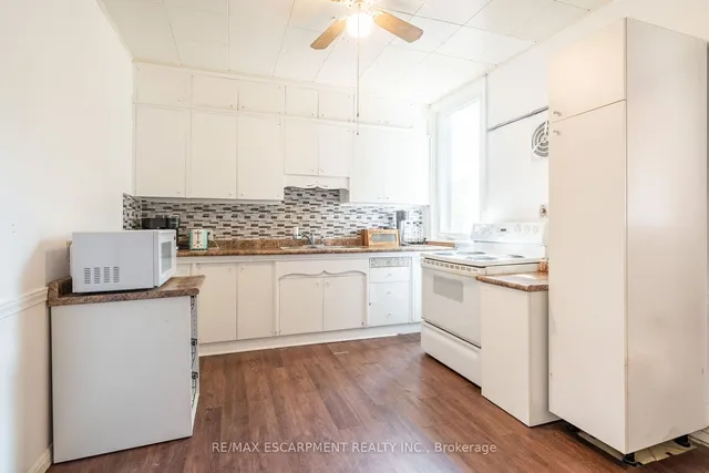Additional property image - 354 CUMBERLAND Ave