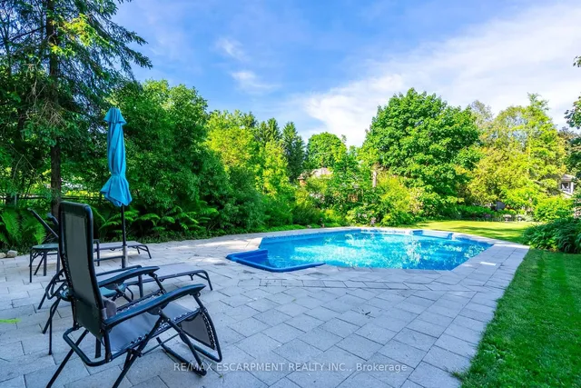 Additional property image - 956 Lynden Rd