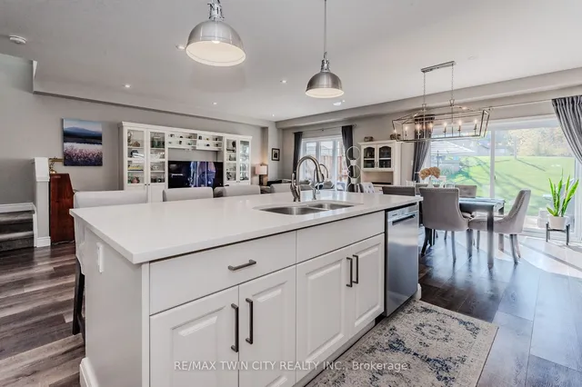 Additional property image - 842 Robert Ferrie Dr