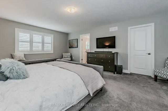 Additional property image - 842 Robert Ferrie Dr