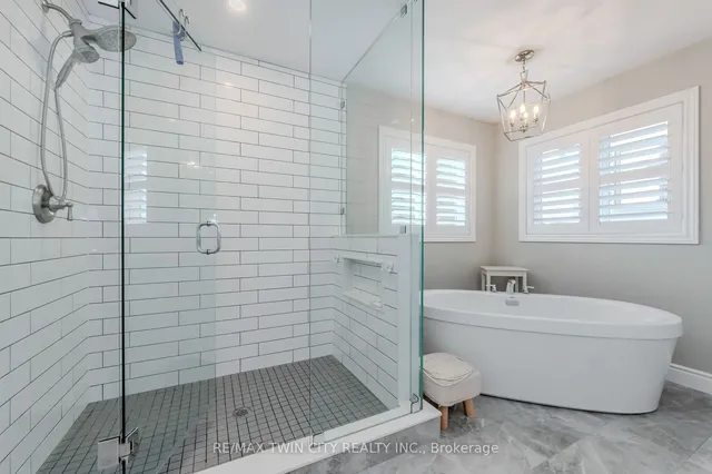 Additional property image - 842 Robert Ferrie Dr