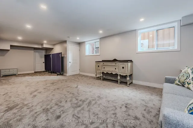 Additional property image - 842 Robert Ferrie Dr