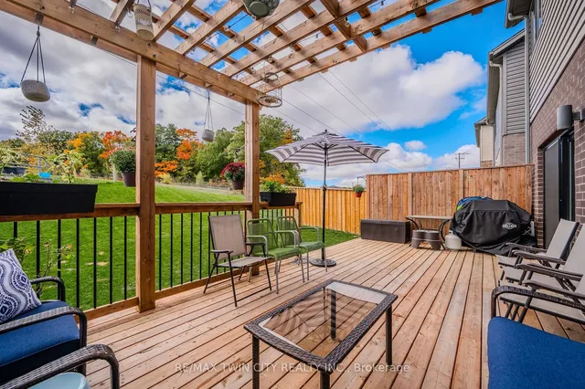 Additional property image - 842 Robert Ferrie Dr