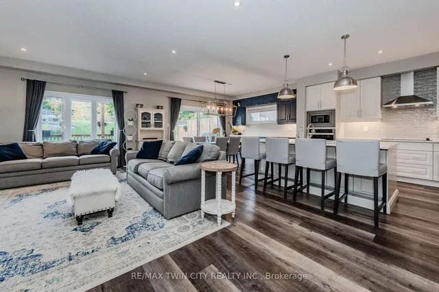 Additional property image - 842 Robert Ferrie Dr