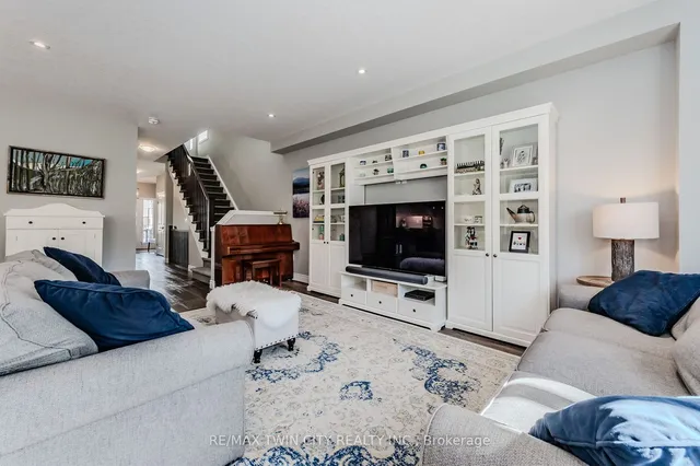 Additional property image - 842 Robert Ferrie Dr