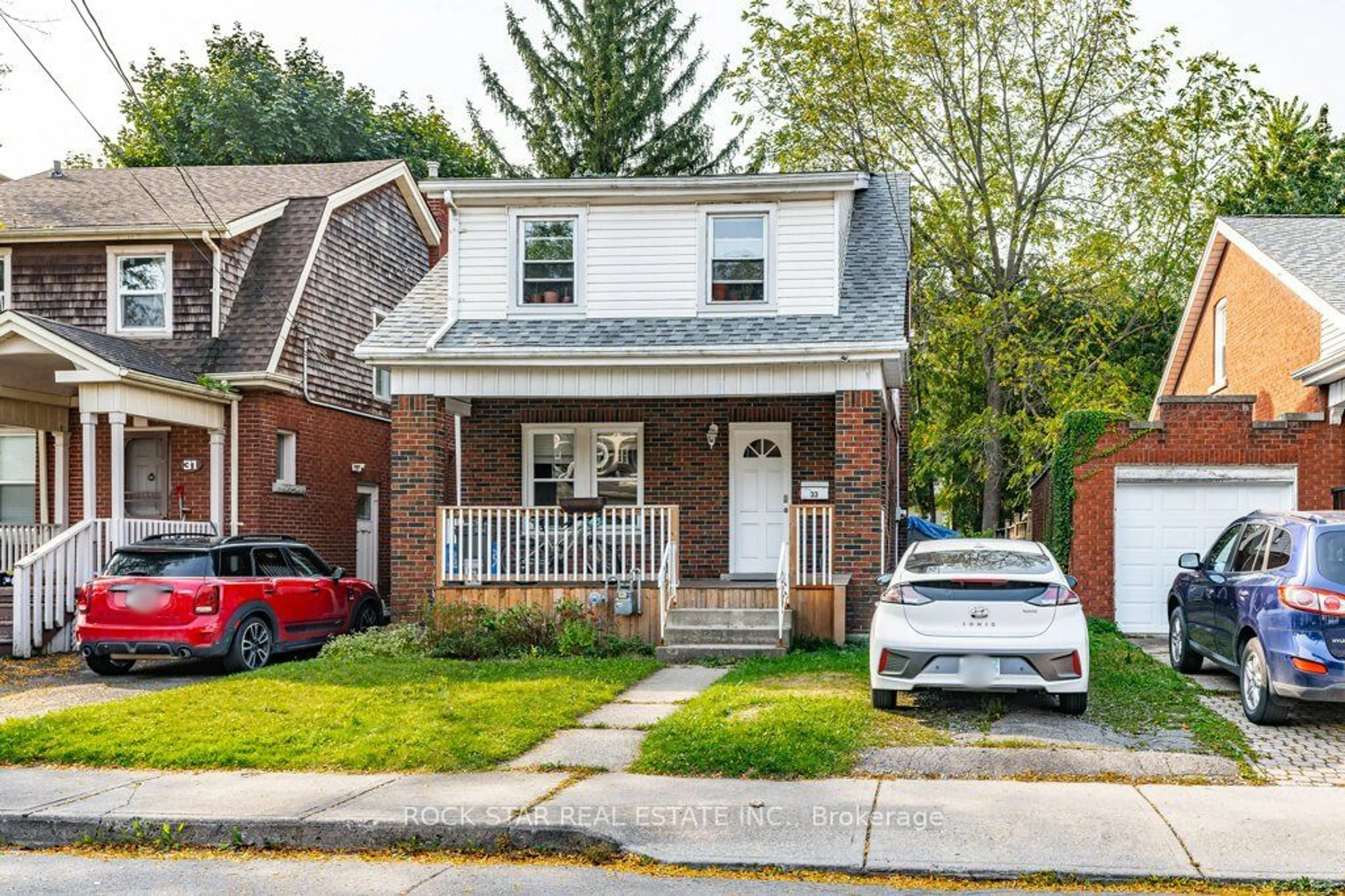 Home with brick exterior material for 33 Cline Ave, Hamilton Ontario L8S 3Z3