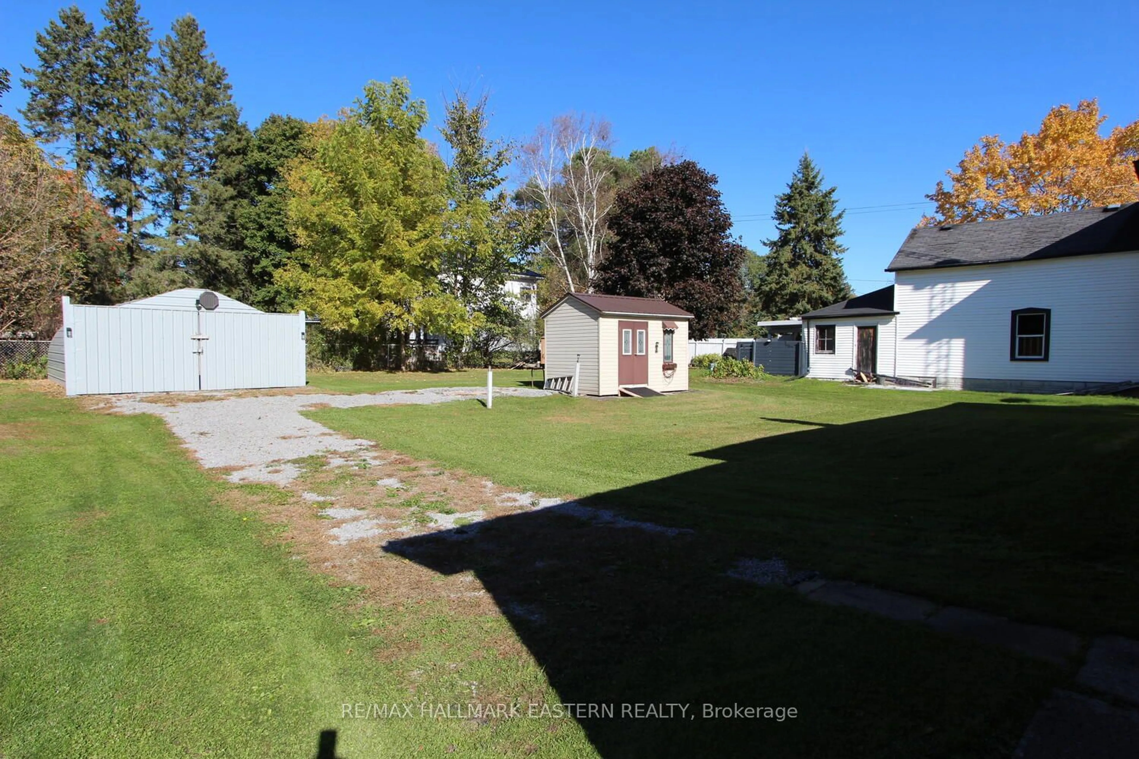 Patio, the fenced backyard for 4 Alexander St, Havelock-Belmont-Methuen Ontario K0L 1Z0