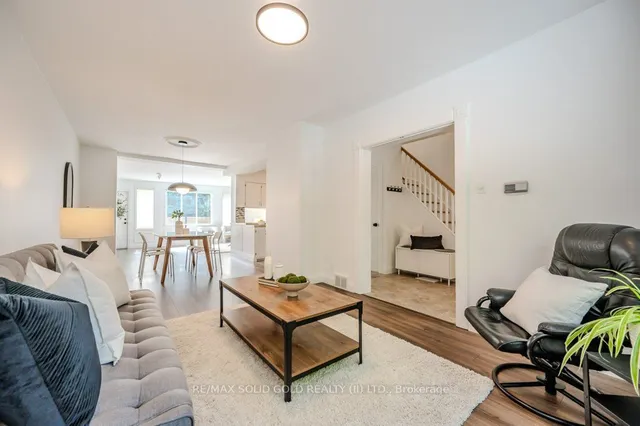 Additional property image - 131 Wood St