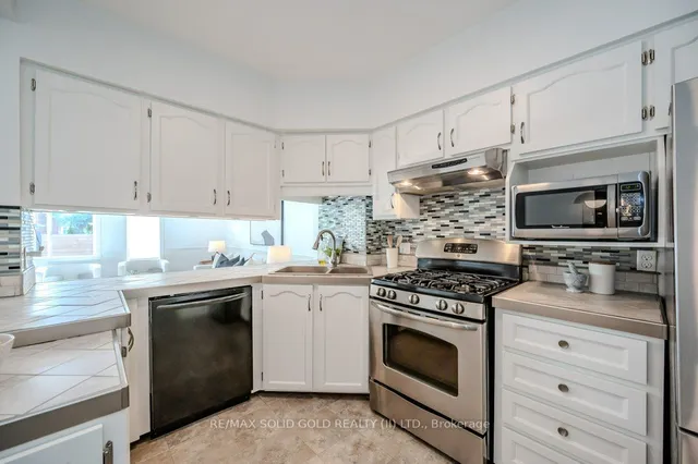 Additional property image - 131 Wood St