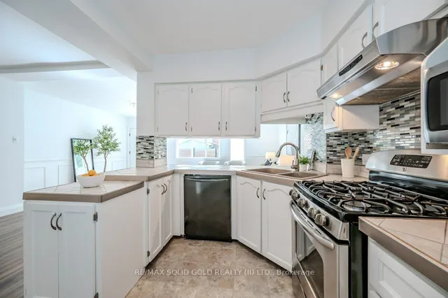 Additional property image - 131 Wood St