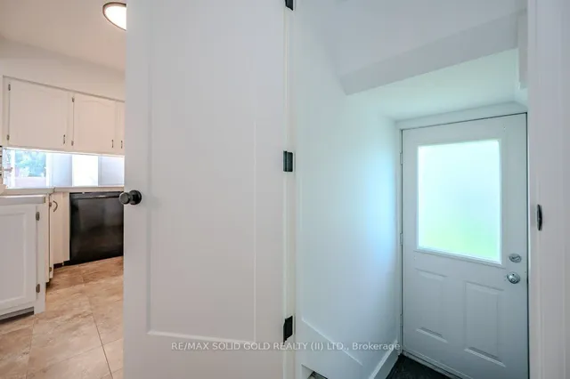 Additional property image - 131 Wood St