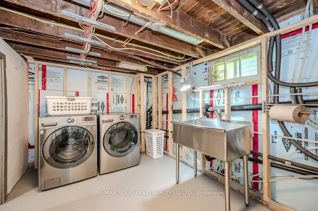 Additional property image - 131 Wood St