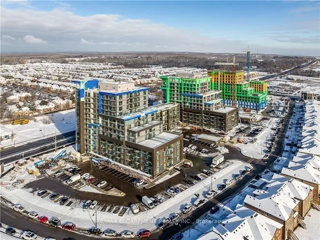 Additional property image - 460 Dundas St Unit 308