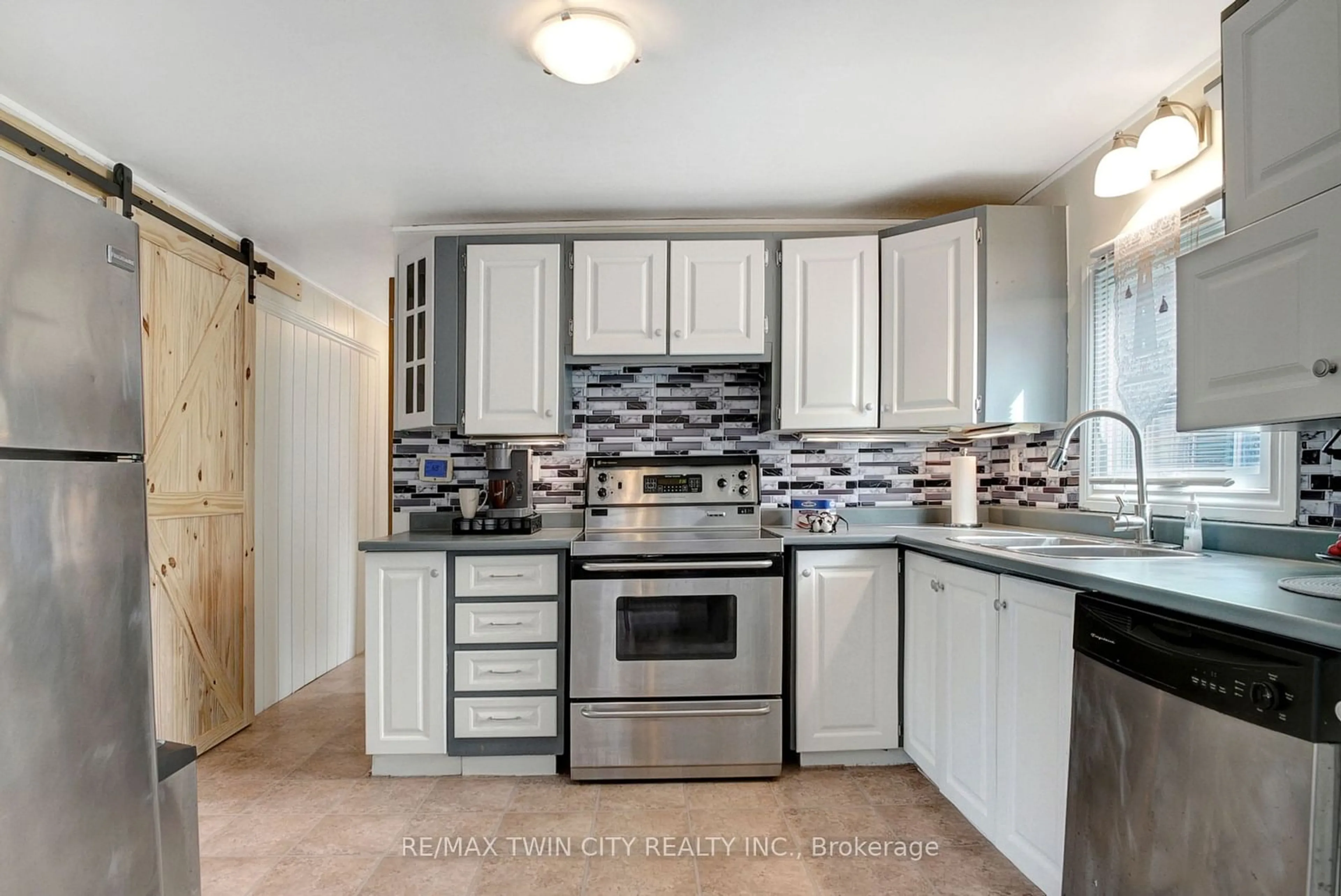 Open concept kitchen for 1294 8th Concession Rd #81, Hamilton Ontario N0B 2J0