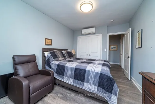Additional property image - 350 CONCESSION St Unit 603