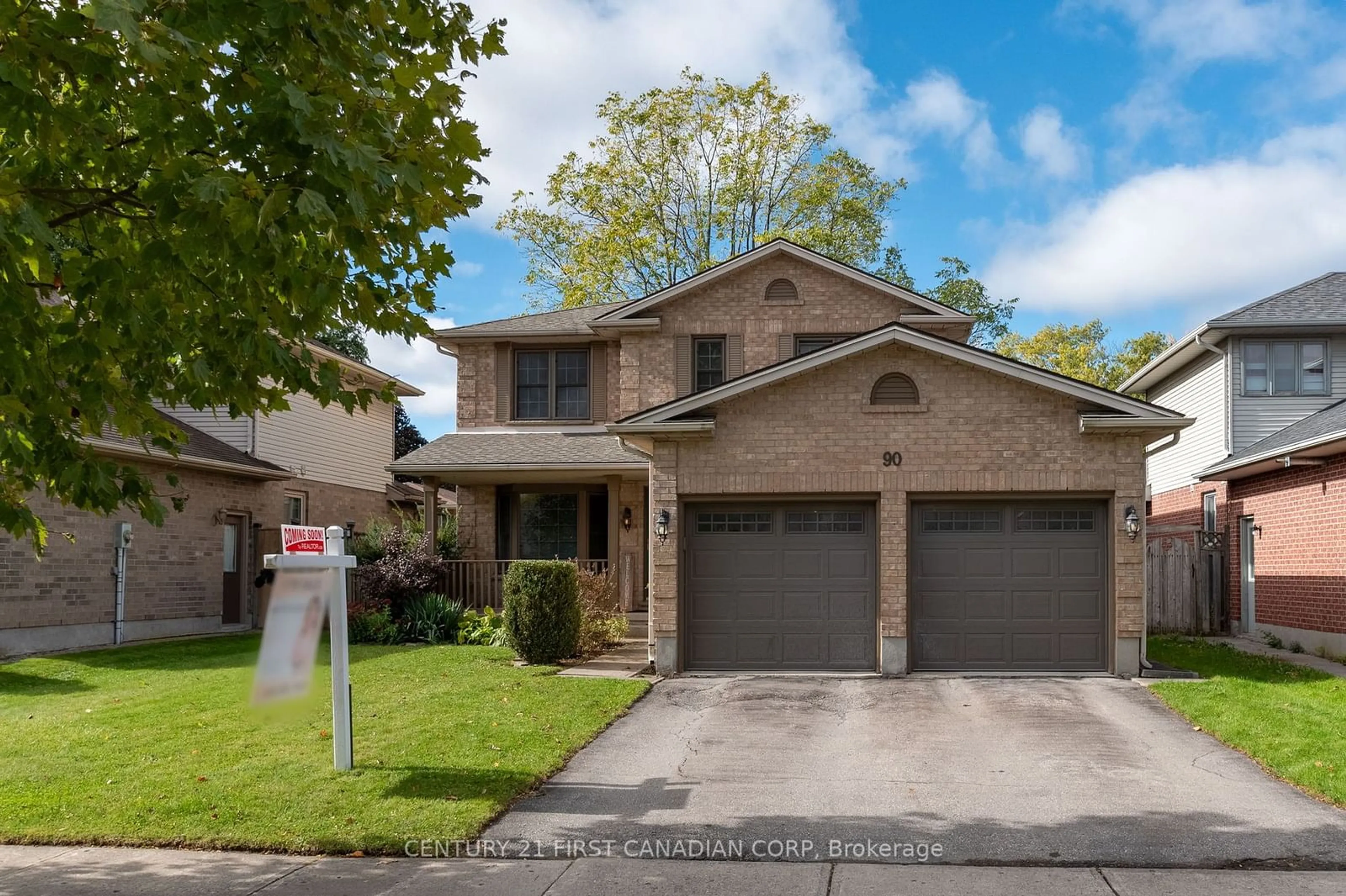 Frontside or backside of a home, cottage for 90 Napoleon Dr, London Ontario N5V 4A9