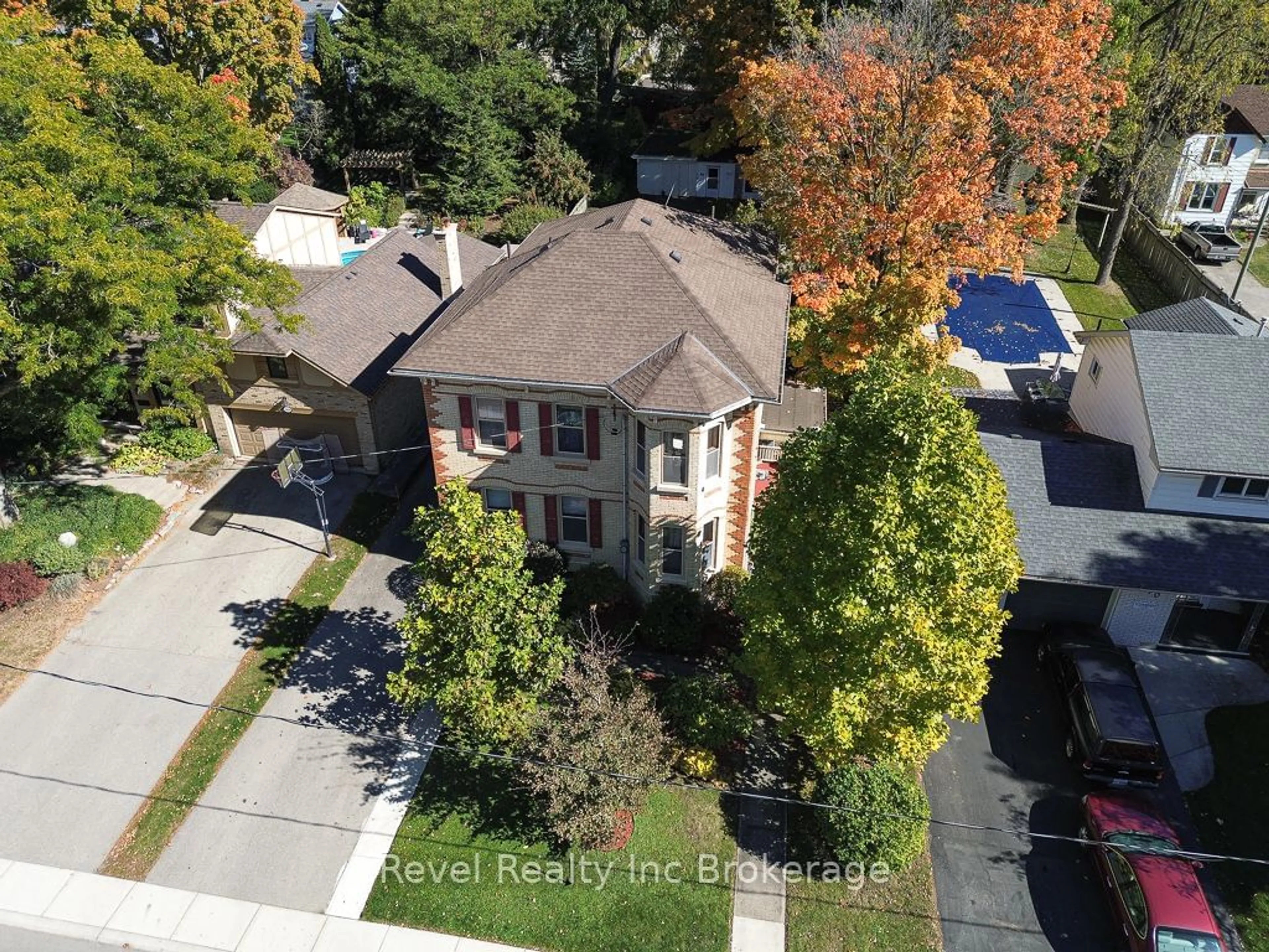 Frontside or backside of a home, the street view for 246 Light St, Woodstock Ontario N4S 6H8