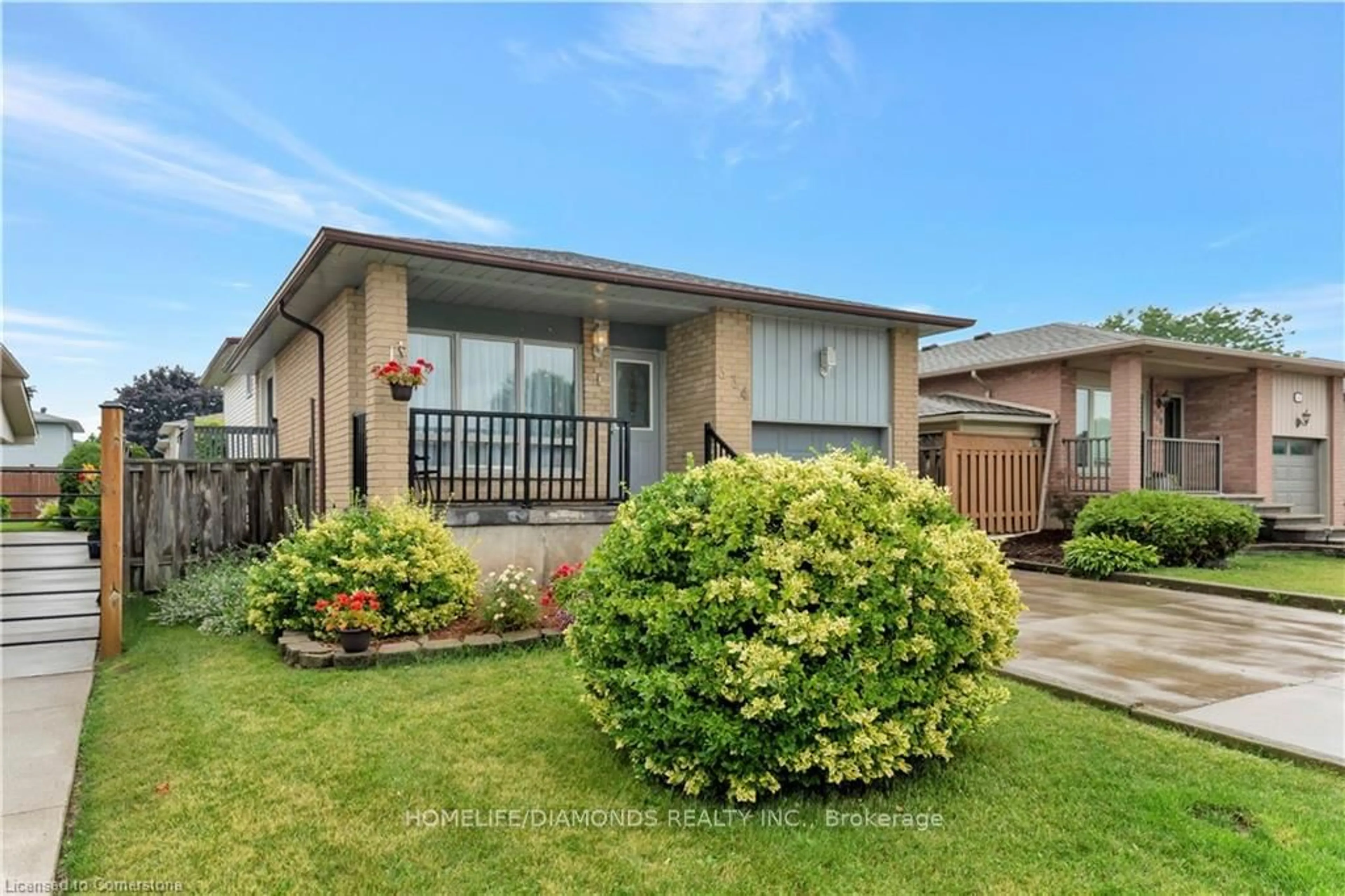 Frontside or backside of a home, cottage for 334 TEMPLEMEAD Dr, Hamilton Ontario L8W 3G3