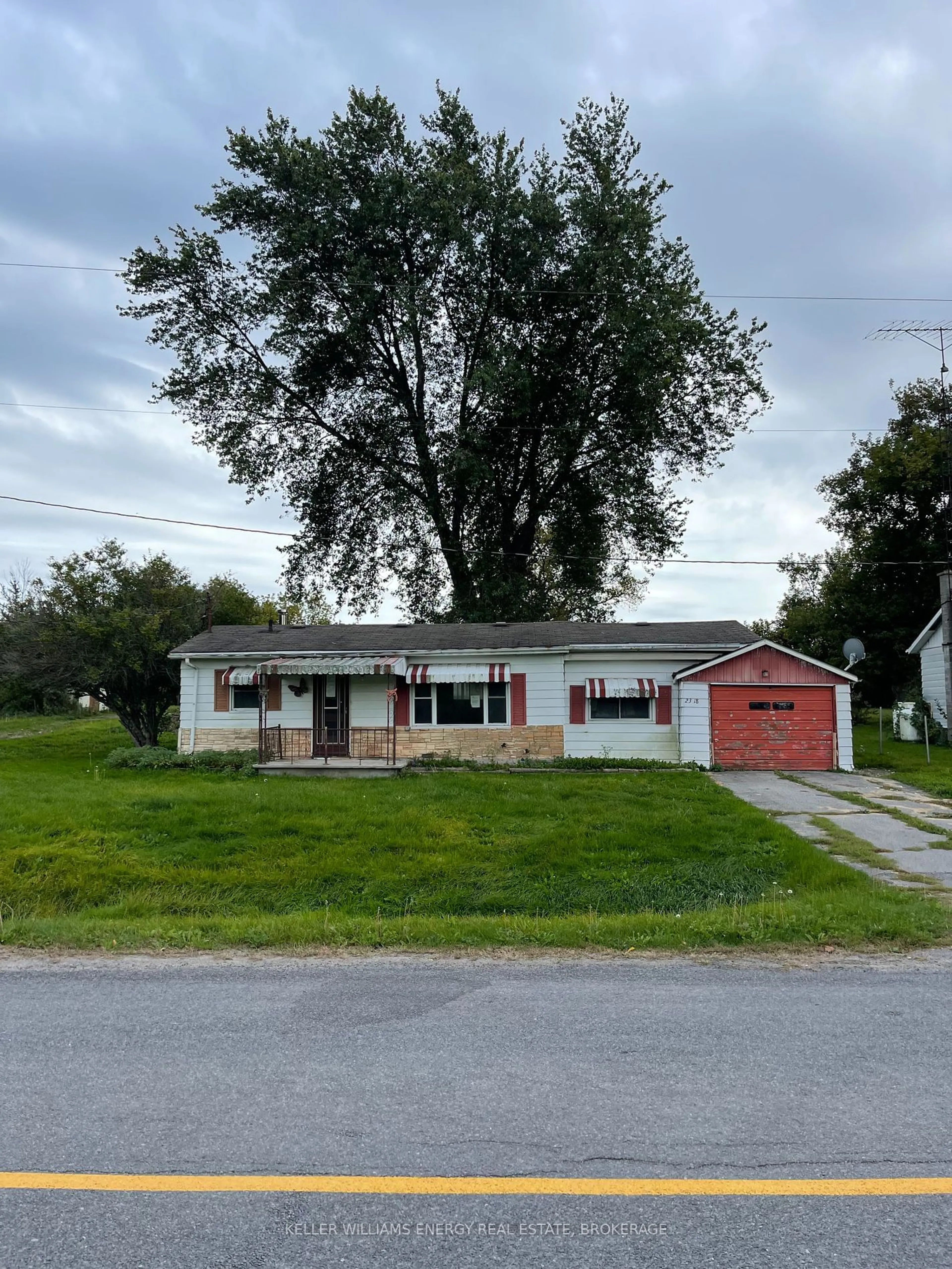 Frontside or backside of a home, the street view for 251 Queen St, Tyendinaga Ontario K0K 3A0