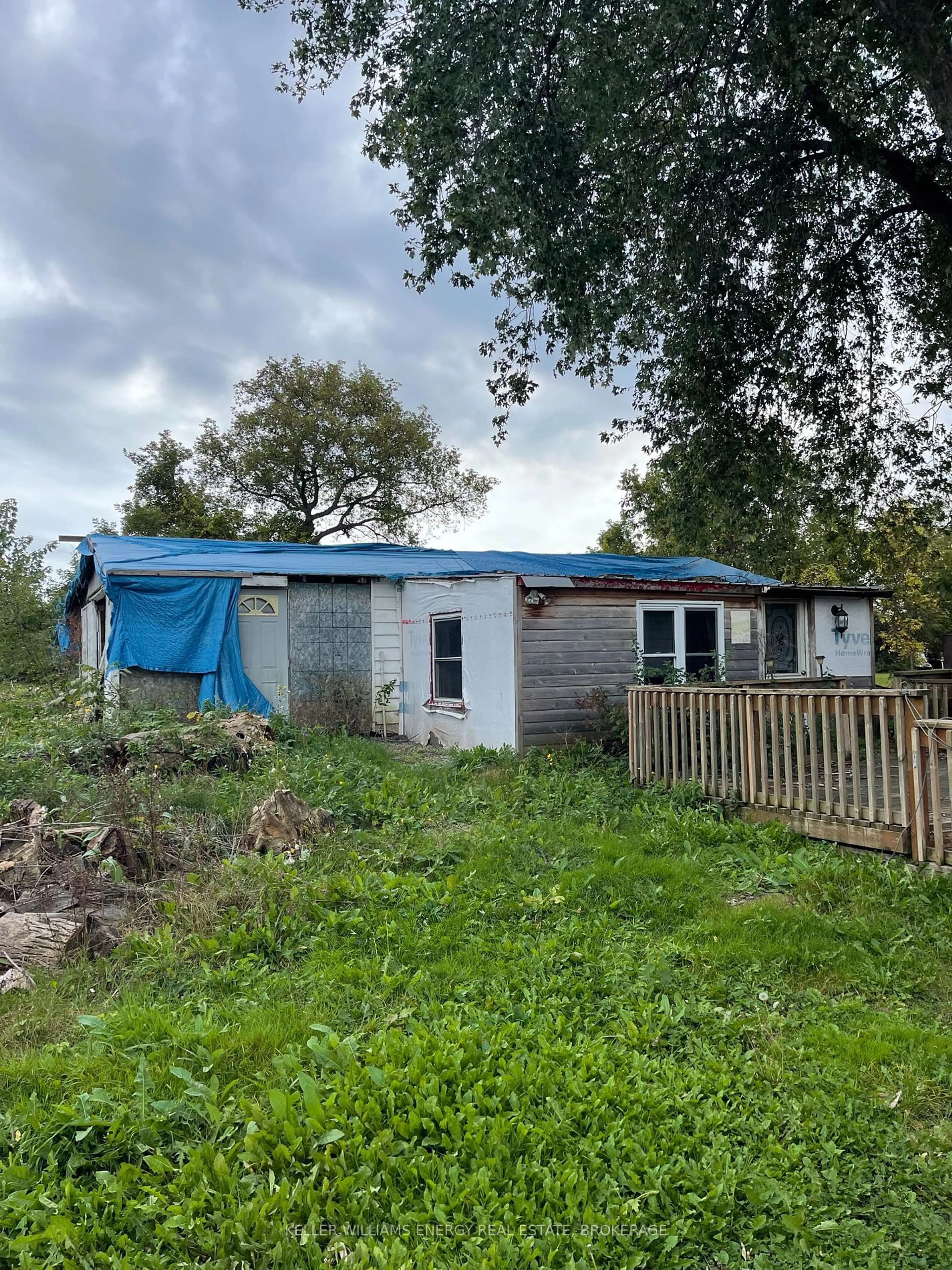 Shed for 251 Queen St, Tyendinaga Ontario K0K 3A0