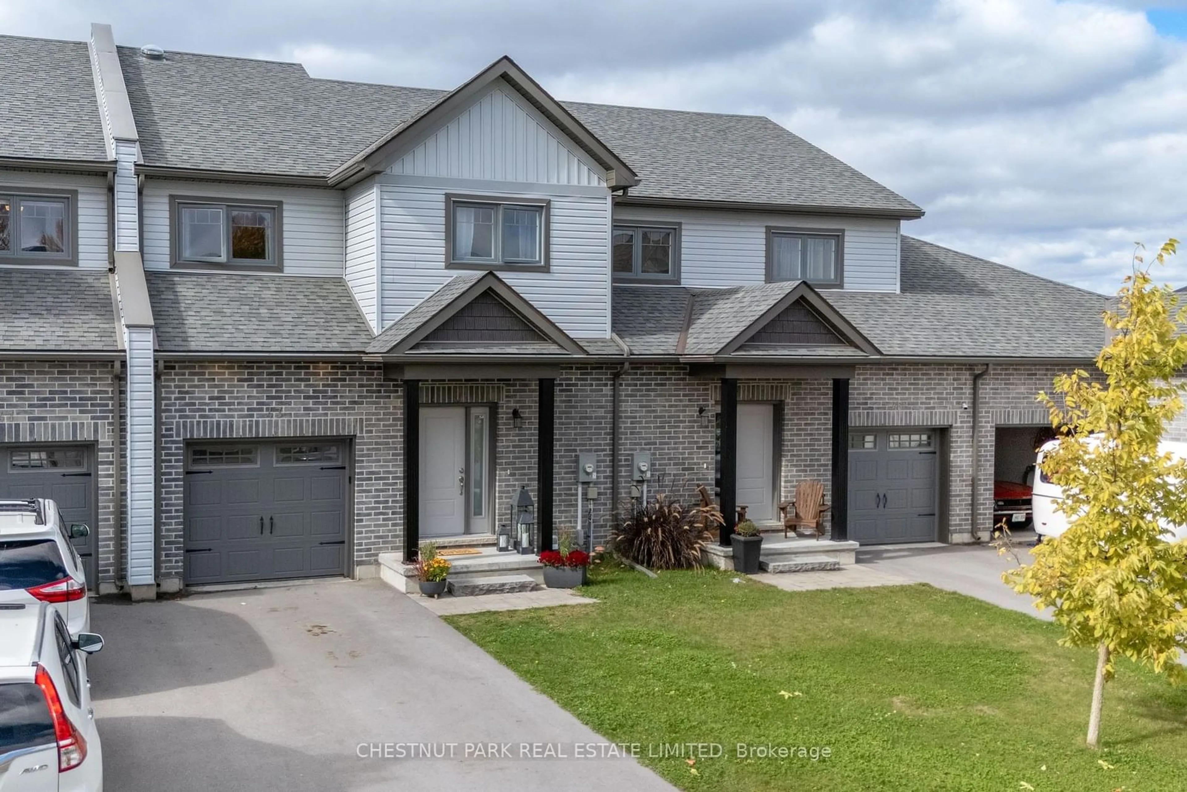 Frontside or backside of a home, cottage for 43 Curtis St, Prince Edward County Ontario K0K 2T0