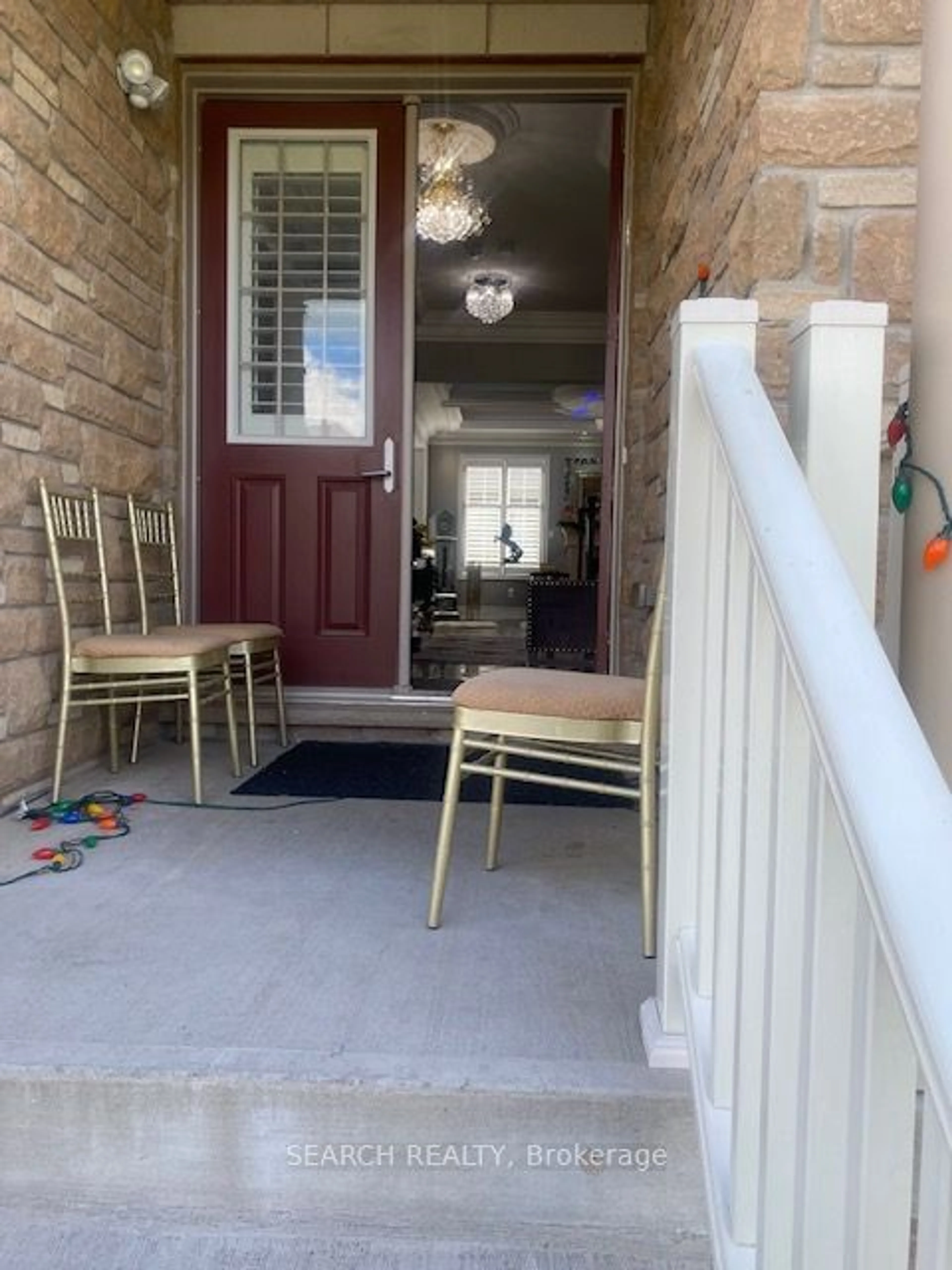 Indoor entryway, unknown floor for 2 Anderson Ave, Mono Ontario L9W 6W7