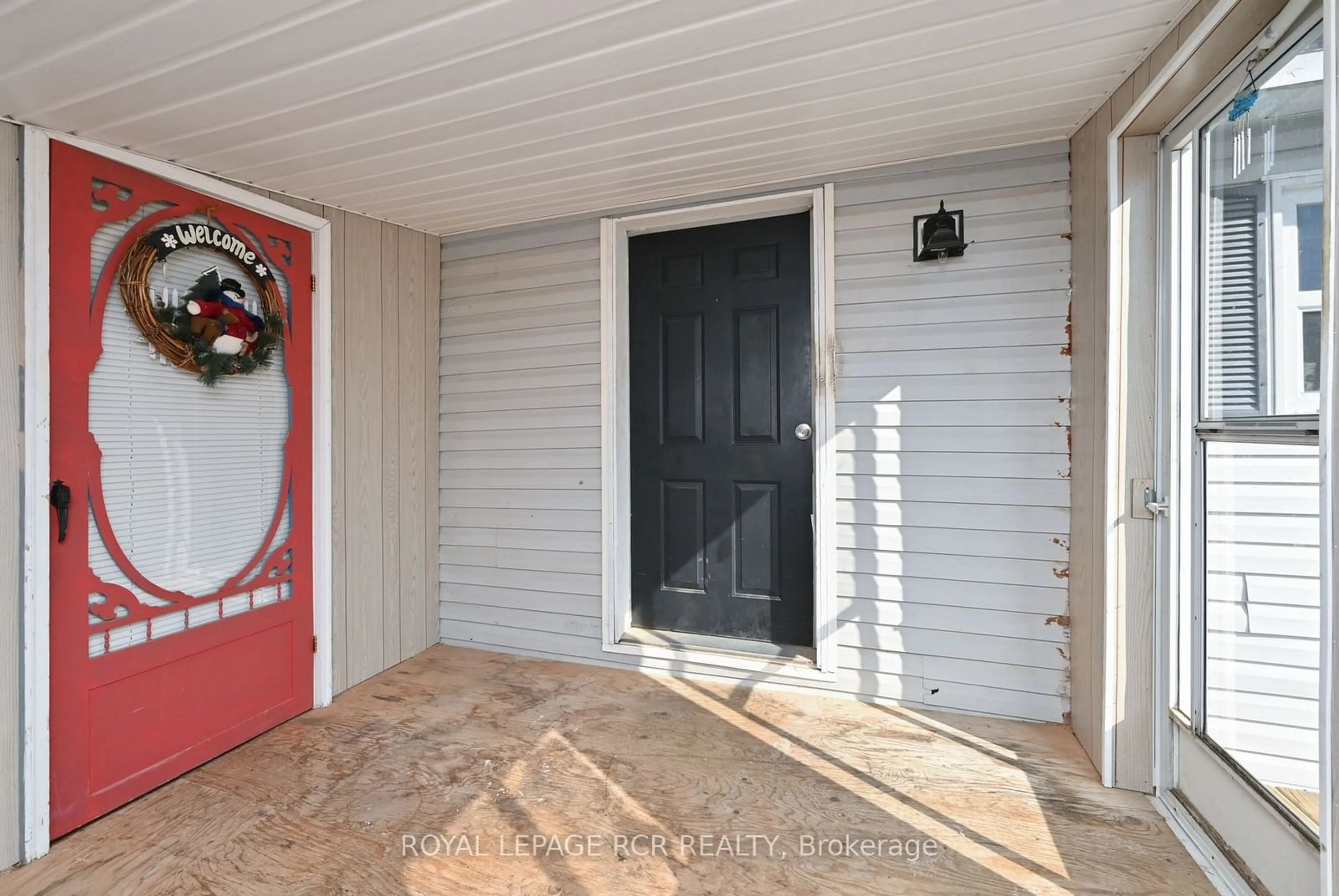 Indoor entryway, unknown floor for 91 Maplegrove Park, Southgate Ontario N0C 1B0