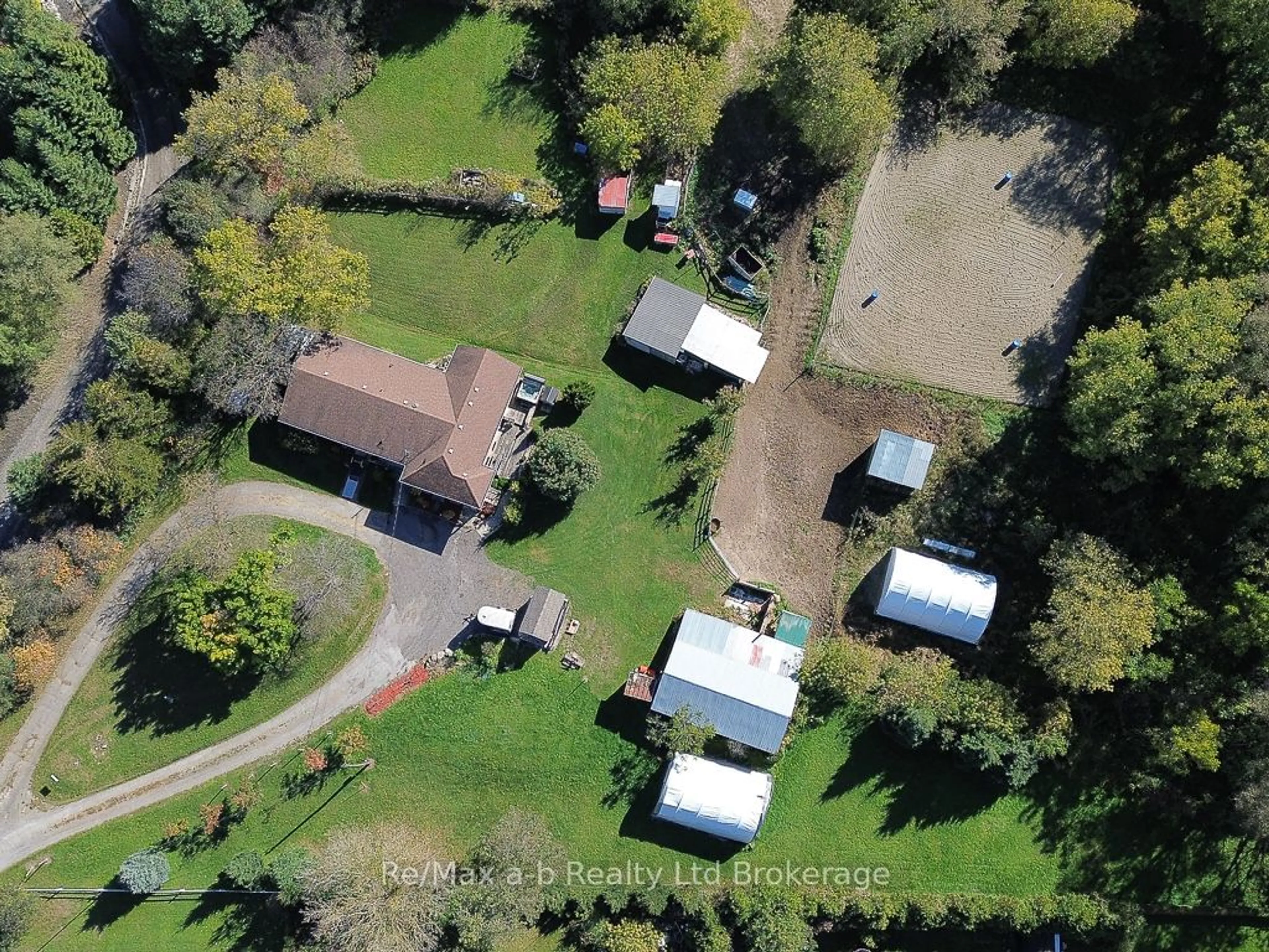 Shed for 26 Vine St, South-West Oxford Ontario N4S 7V6