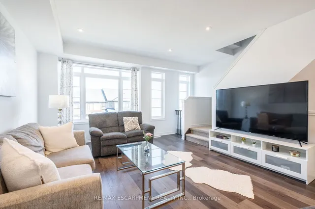 Additional property image - 61 Soho St Unit 68