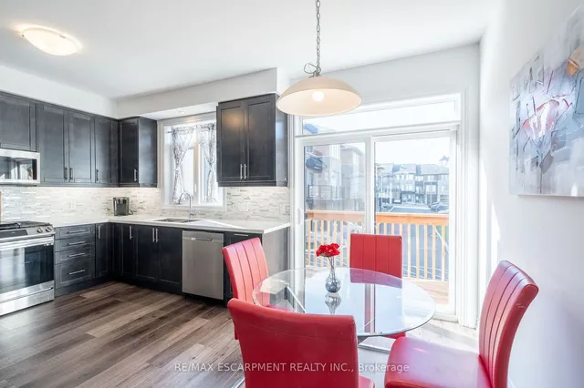 Additional property image - 61 Soho St Unit 68