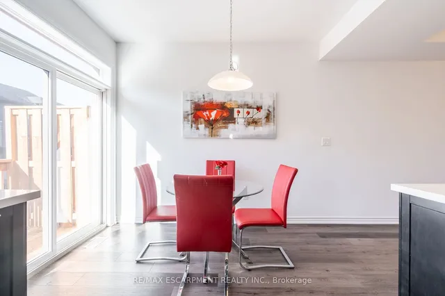 Additional property image - 61 Soho St Unit 68