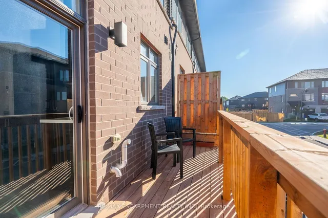 Additional property image - 61 Soho St Unit 68