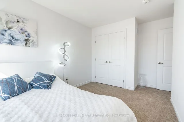 Additional property image - 61 Soho St Unit 68