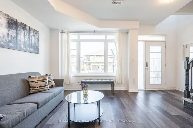 Additional property image - 61 Soho St Unit 68