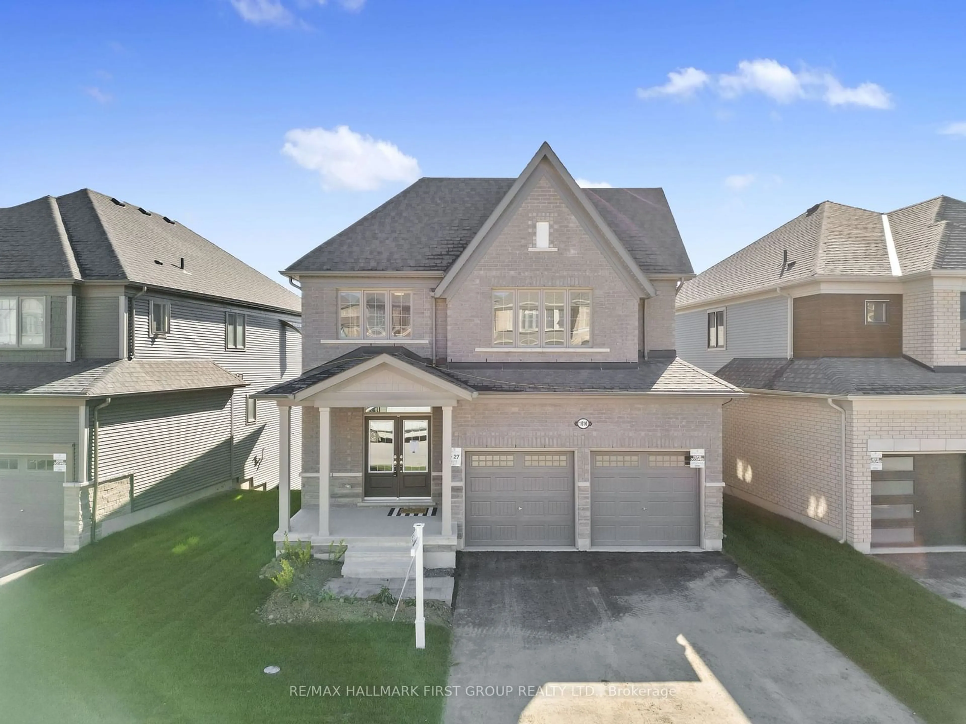 Frontside or backside of a home, the street view for 1010 Trailsview Ave, Cobourg Ontario K9A 4J6