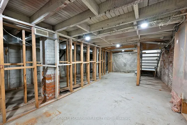 Additional property image - 278 Hunter St