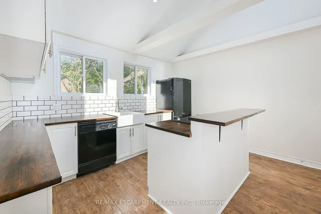 Additional property image - 278 Hunter St